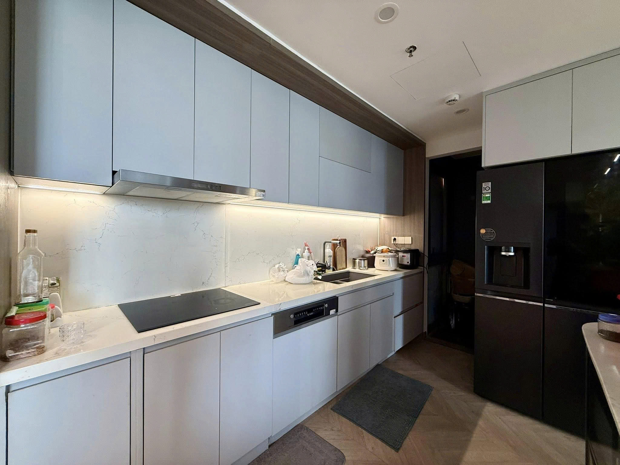Bán căn hộ tòa N01T6 diện tích 107m2 cửa Nam, ban công hướng Bắc chung cư Ngoại Giao Đoàn